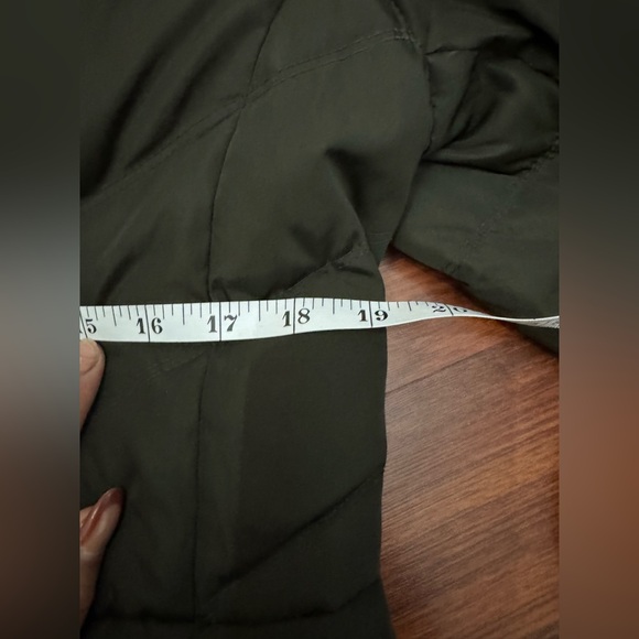 MICHAEL Michael Kors Olive Hooded Puffer Jacket women’s size medium - Picture 9 of 10